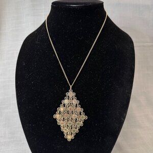 Vintage Sarah Coventry "Golden Petals" 1970s Necklace